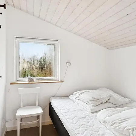 Ginette - 500m From The Sea By Interhome Tjørneholm