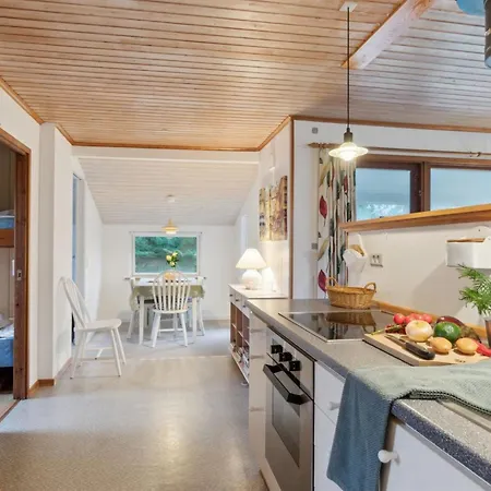 Ginette - 500m From The Sea By Interhome