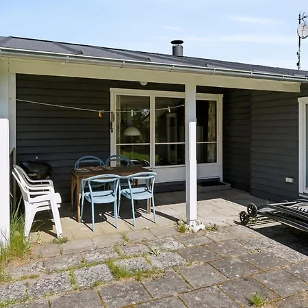 Ginette - 500m From The Sea By Interhome Tjørneholm